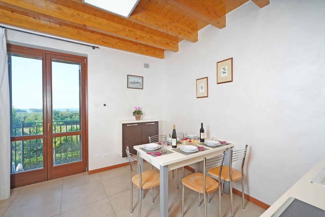 Agriturismo B&B Corte Tonolli Valeggio sul Mincio Luaran gambar