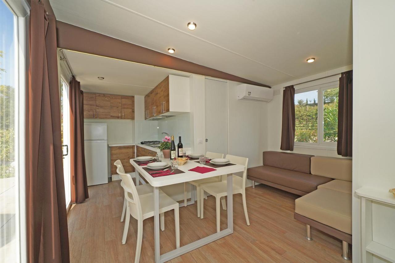Agriturismo B&B Corte Tonolli Valeggio sul Mincio Luaran gambar