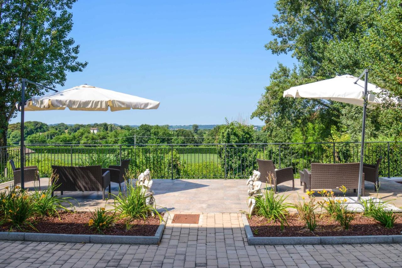 Agriturismo B&B Corte Tonolli Valeggio sul Mincio Luaran gambar